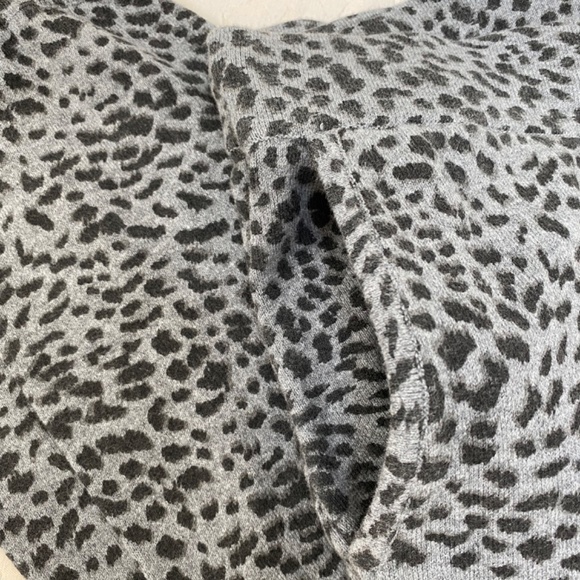 NWT MONROW Animal Print Joggers SzS - Picture 3 of 6